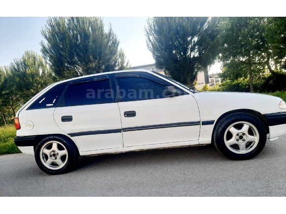94 MODEL OPEL ASTRA 1.6 BENZİN LPG’Lİ
