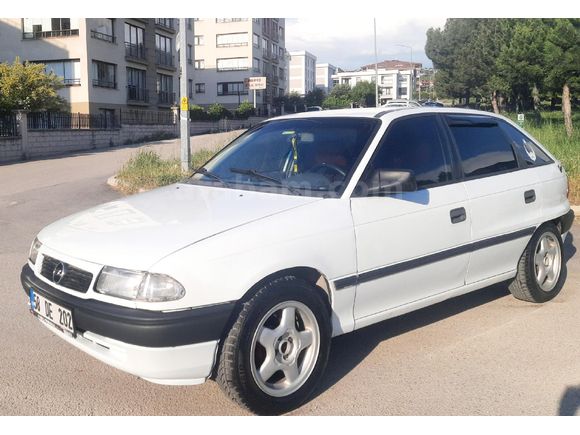 94 MODEL OPEL ASTRA 1.6 BENZİN LPG’Lİ