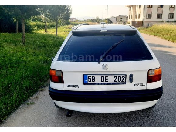 94 MODEL OPEL ASTRA 1.6 BENZİN LPG’Lİ