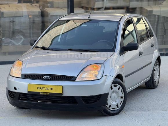 2004 FORD FİESTA OTOMATİK VİTES UYGUN FİYAT EMSALSİZ TEMİZLİKTE