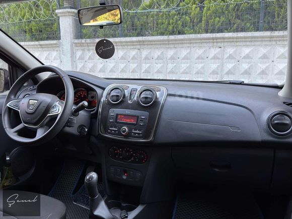 2020 / 2021 ÇIKIŞLI DACİA SANDERO DÜŞÜK KM LANSMAN RENK