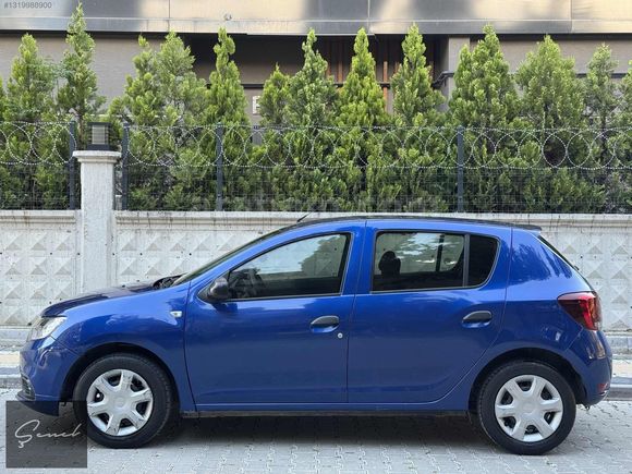 2020 / 2021 ÇIKIŞLI DACİA SANDERO DÜŞÜK KM LANSMAN RENK