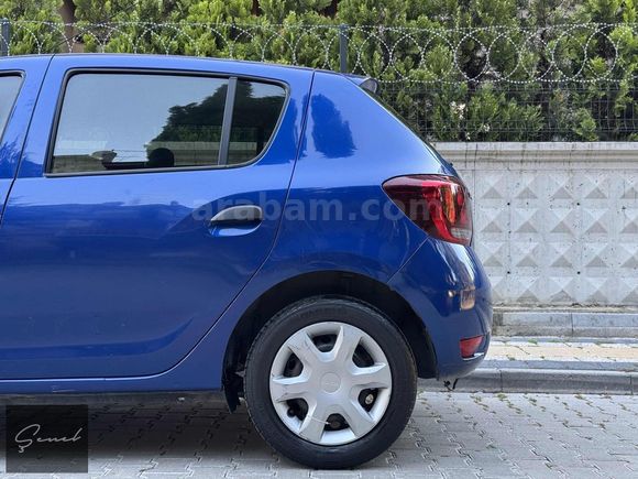 2020 / 2021 ÇIKIŞLI DACİA SANDERO DÜŞÜK KM LANSMAN RENK