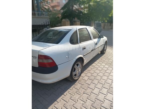 Sahibinden Opel Vectra 2.0 GLS 1996 Model