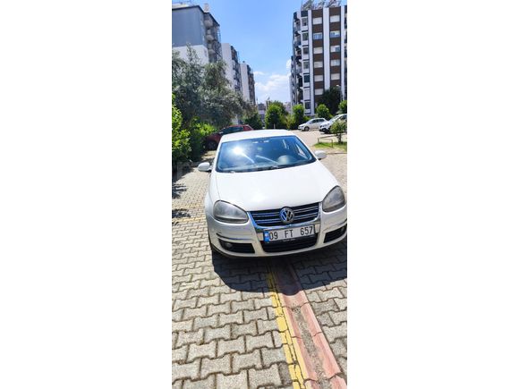 Sahibinden Volkswagen Jetta 2.0 TDi Comfortline 2009 Model  331.000 km Beyaz