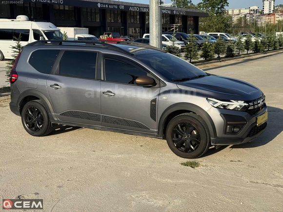 CEM AUTO'DAN 2025 MODEL DACİA JOGGER 1.0 ECO-G EXTREME GSR2