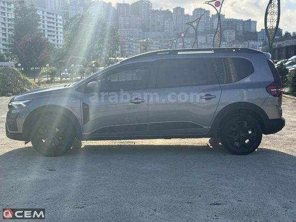 CEM AUTO'DAN 2025 MODEL DACİA JOGGER 1.0 ECO-G EXTREME GSR2