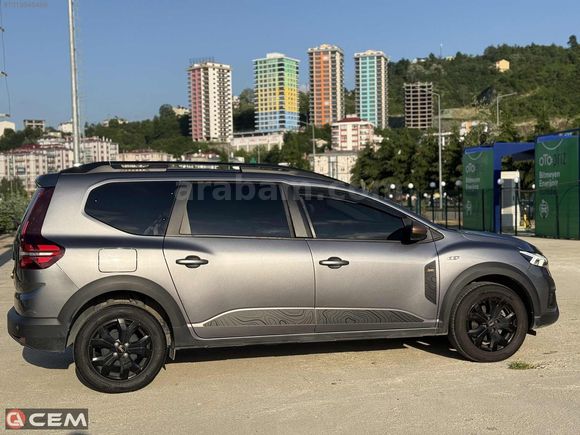 CEM AUTO'DAN 2025 MODEL DACİA JOGGER 1.0 ECO-G EXTREME GSR2