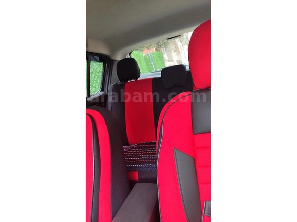 Sahibinden Dacia Sandero 1.4 Black Line 2011 Model