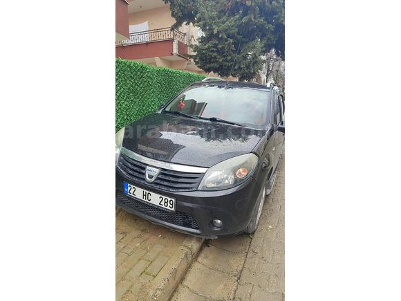Sahibinden Dacia Sandero 1.4 Black Line 2011 Model