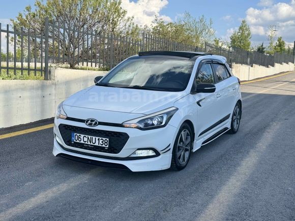 Galeriden Hyundai i20 1.4 MPI Elite 2015 Model Ankara 134.000 km Beyaz
