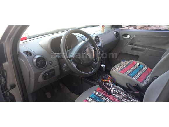 Sahibinden Ford Fusion 1.6 Lux 2004 Model