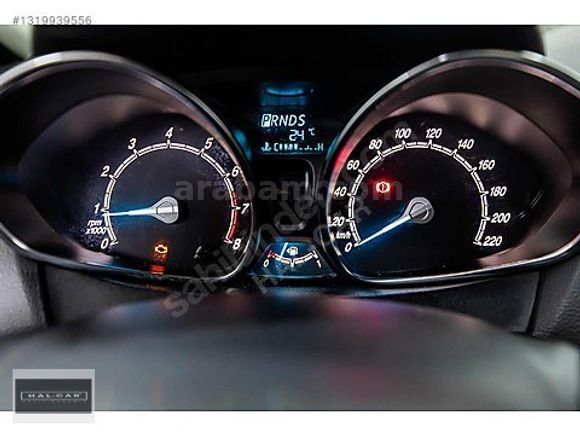 HAL-CAR'DAN 2015 FORD B-MAX TİTANİUM PK TAM OTOMATİK TAM BAKIMLI