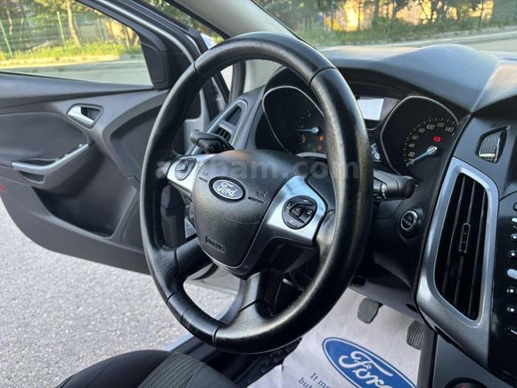 İLK SAHİBİNDEN + DEĞİŞENSİZ + HATASIZ + TİTANİUM + 167.000 KM