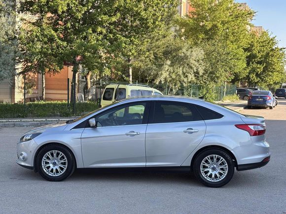 İLK SAHİBİNDEN + DEĞİŞENSİZ + HATASIZ + TİTANİUM + 167.000 KM