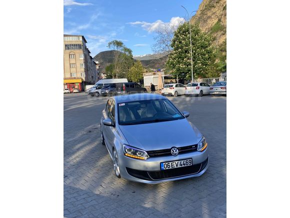 Sahibinden Volkswagen Polo 1.6 TDi Comfortline 2011 Model  313.000 km Gri (Gümüş)
