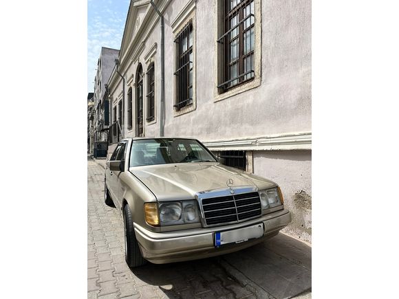 ACIL Sahibinden Mercedes - Benz 230 E 1985 Model 
