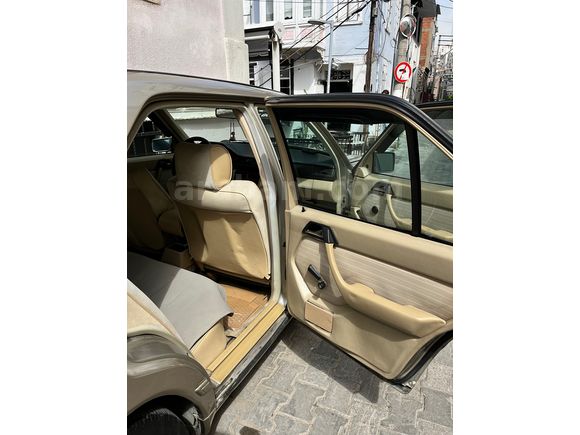 ACIL Sahibinden Mercedes - Benz 230 E 1985 Model 