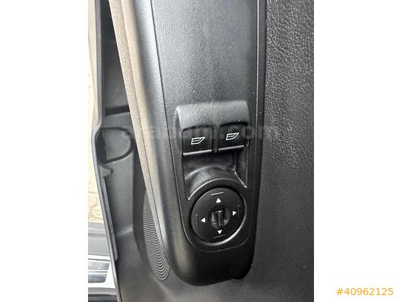 Ford courıer otomobil ruhsatlı K K 12 aya taksit imkanı