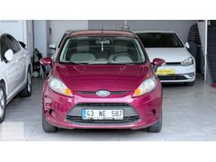 HATASIZ BOYASIZ ORJİNAL 138000 km ÖZEL ÜRETİM 1.25 FİESTA