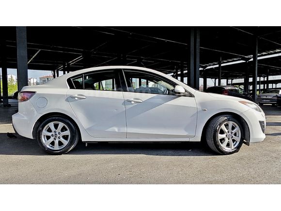 İlk sahibinden Mazda 3 1.6     Impressive 2011 Full