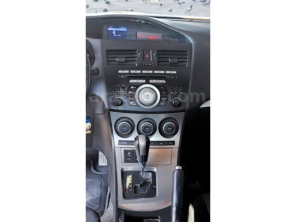 İlk sahibinden Mazda 3 1.6     Impressive 2011 Full