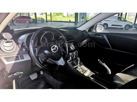 İlk sahibinden Mazda 3 1.6     Impressive 2011 Full