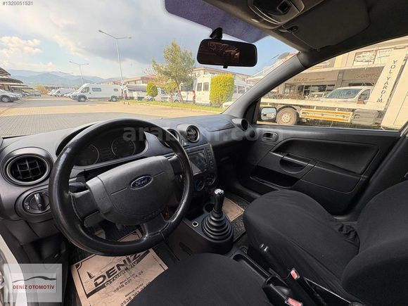 MASRAFSIZ 2004 MODEL FORD FİESTA