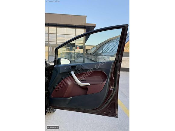 WINNER CARS | 2011 FORD FİESTA TITANIUM ORJ. 215.000KM 12 TAKSİT