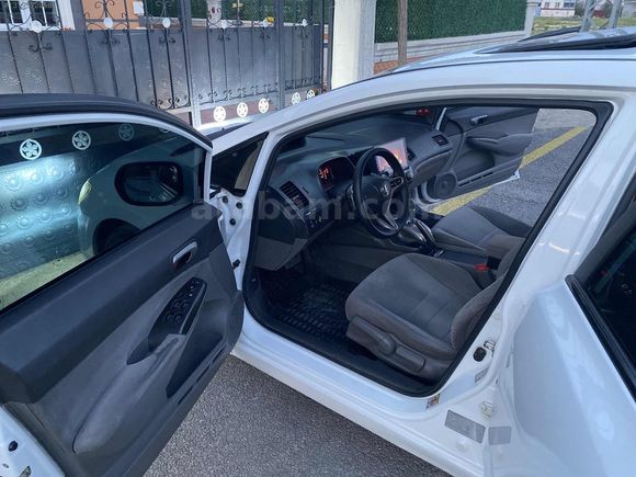 2009 HONDA CİVİC 1.6i-VTEC ELEGANCE LPG VSA OTOMATİK SUNROOF