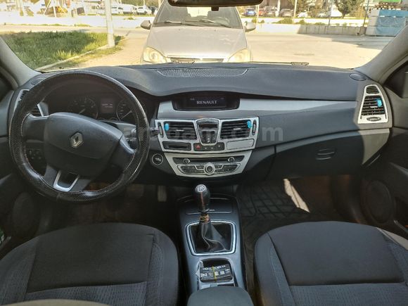 Sahibinden Renault Laguna 1.5 dCi Expression 2010 Model