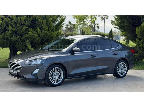 2020 FORD FOCUS 1.5 TDCI TİTANIUM CAM TAVANLI 90.000 KM