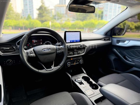 2020 FORD FOCUS 1.5 TDCI TİTANIUM CAM TAVANLI 90.000 KM