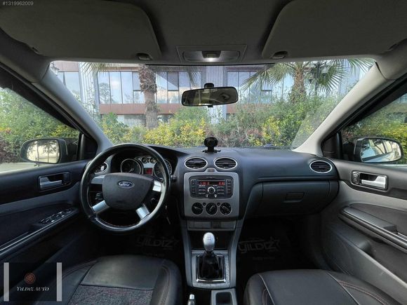 YILDIZ'DAN 2011 FORD FOCUS 1.6 TDCi TREND X TEMİZ BAKIMLI