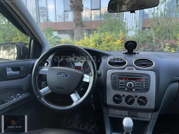 YILDIZ'DAN 2011 FORD FOCUS 1.6 TDCi TREND X TEMİZ BAKIMLI
