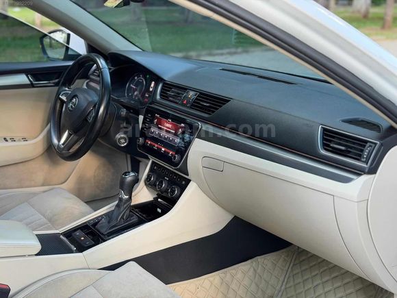 2017 MODEL SKODA SÜPERB PRESTİJ PAKET CAM TAVANLI