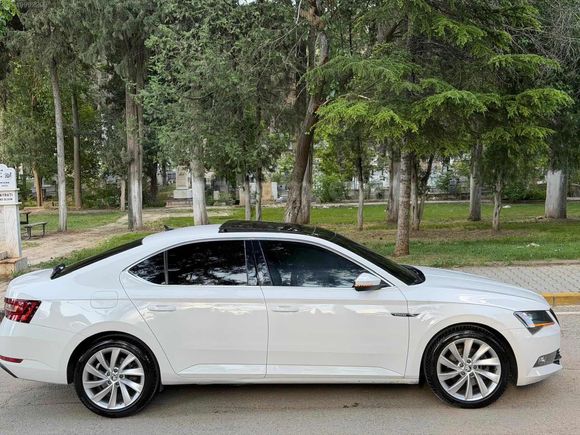2017 MODEL SKODA SÜPERB PRESTİJ PAKET CAM TAVANLI
