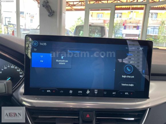 FORD FOCUS 1.5 ECOBLUE 115HP 8.400KM GARANTİLİ NOKTA HATASIZ