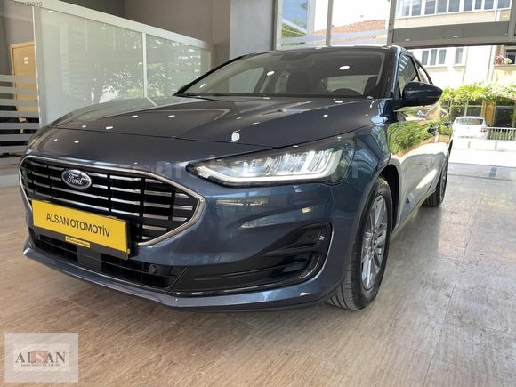 FORD FOCUS 1.5 ECOBLUE 115HP 8.400KM GARANTİLİ NOKTA HATASIZ
