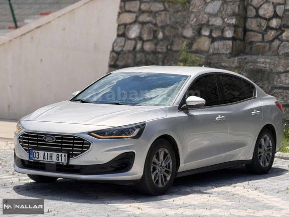 'NALLAR AUTO' HATASIZ BOYASIZ DEĞİŞENSİZ TERTEMİZ FORD FOCUS
