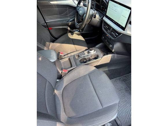 FORD FOCUS 1.5 ECOBLUE TİTANYUM STİL 27.000 KM'DE