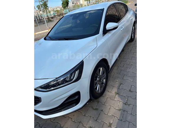 FORD FOCUS 1.5 ECOBLUE TİTANYUM STİL 27.000 KM'DE