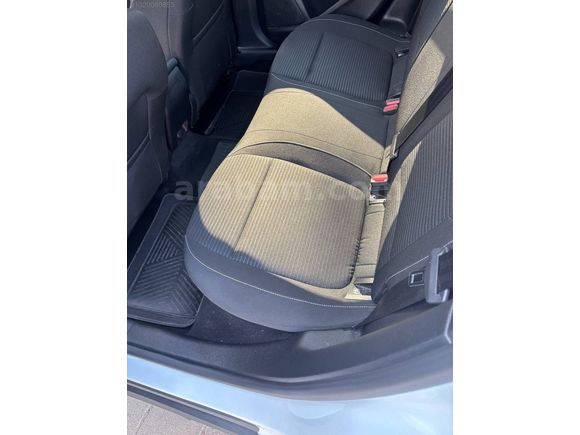 FORD FOCUS 1.5 ECOBLUE TİTANYUM STİL 27.000 KM'DE