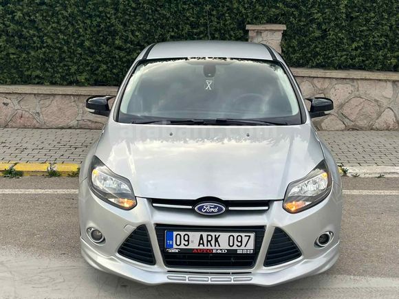 Sahibinden Ford Focus 1.6 TDCi Titanium 2013 Model 