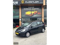 KUZENLER'den Değişensiz Tam otomatik Hasar kayıtsız 1.4 F1 JAZZ