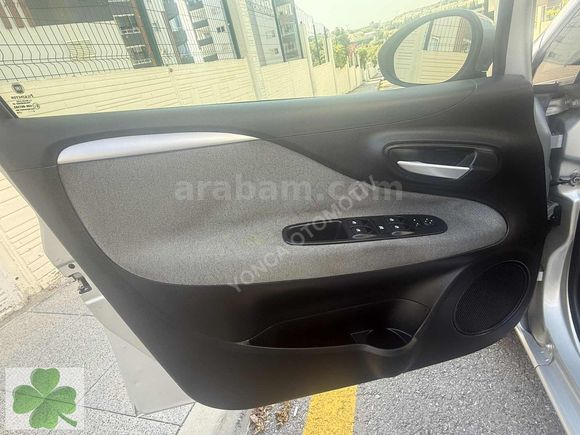 PUNTO OTOMATİK 1.4 START&STOP DUALOGİC FULL DÜŞÜK KM
