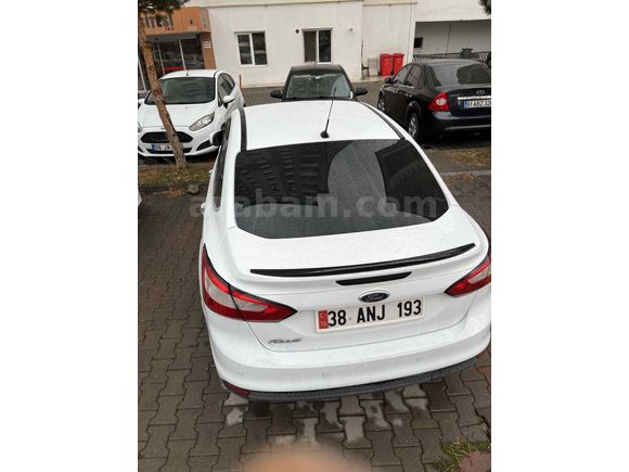 Sahibinden Ford Focus 1.6 TDCi Titanium 2013 Model 