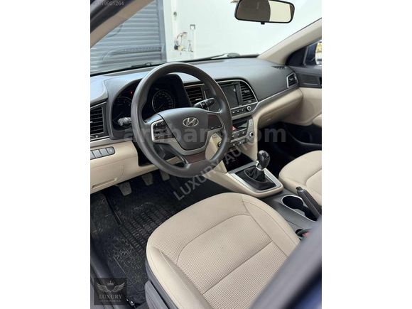 138.000 KM 2016 HYUNDAİ ELENTRA 1.6 STYLE HATASIZ BOYASIZ