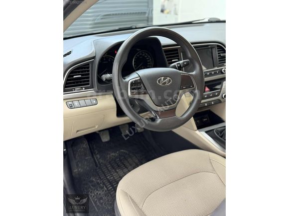 138.000 KM 2016 HYUNDAİ ELENTRA 1.6 STYLE HATASIZ BOYASIZ