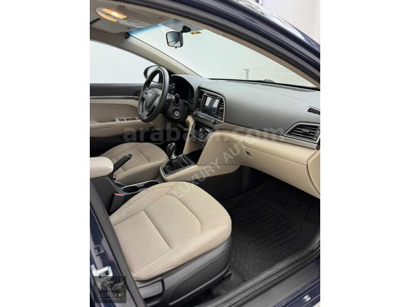 138.000 KM 2016 HYUNDAİ ELENTRA 1.6 STYLE HATASIZ BOYASIZ